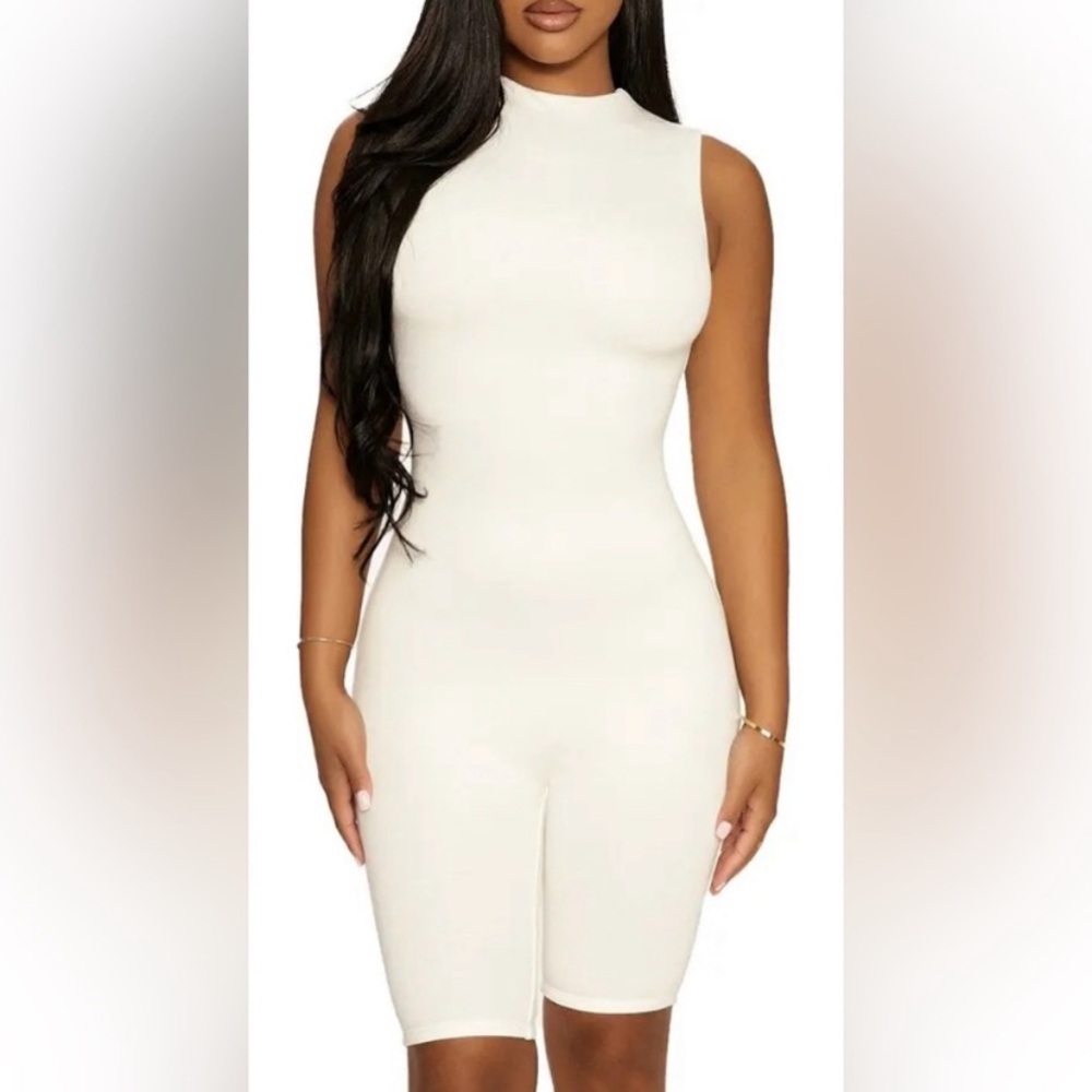 NAKED WARDROBE SLEEVELESS ROMPER M